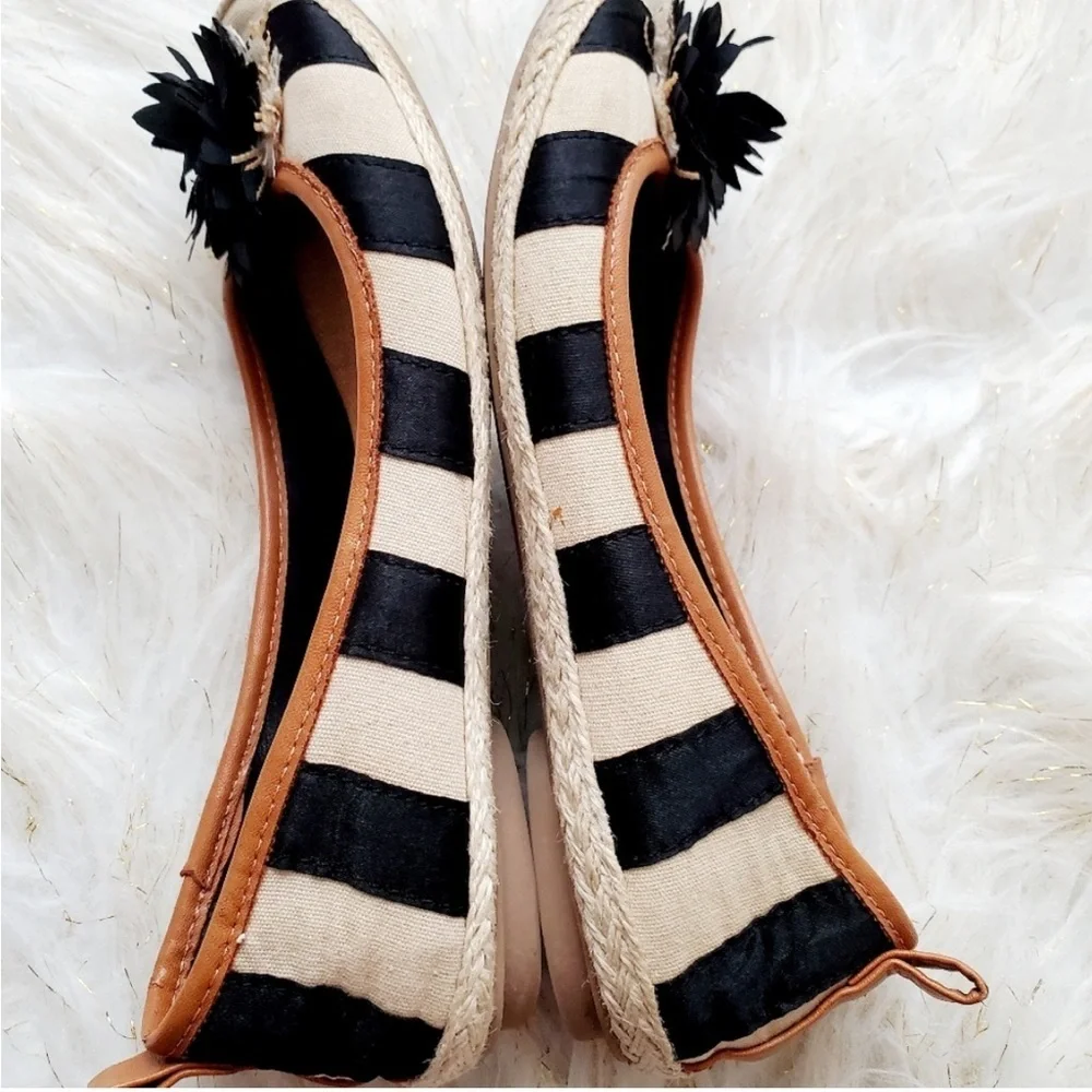 Kim Rogers Black and White Espadrilles with Striped Pattern Size 7.5